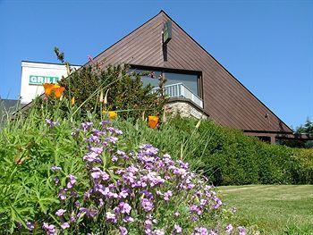 Les Dineux Village Trémeur Exterior photo